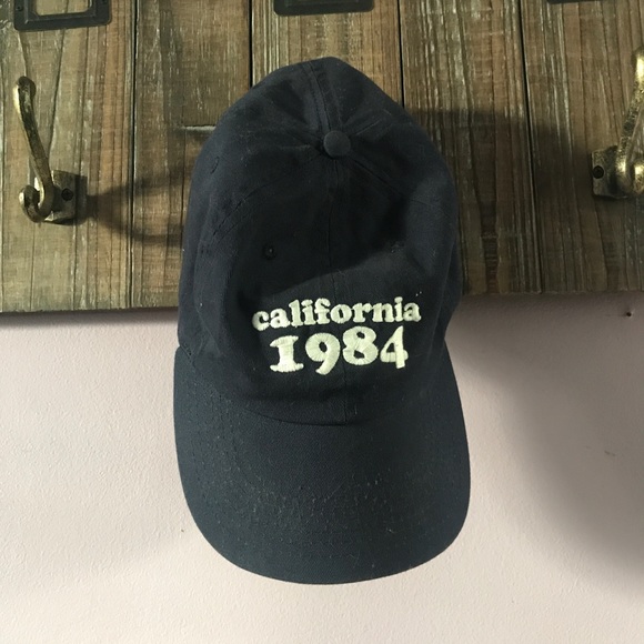 baseball caps with writing